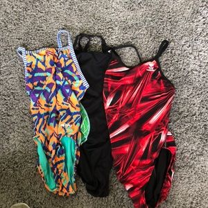 3 Swim suit bundle size girl Larges